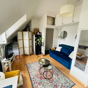 Parisien Apartment
